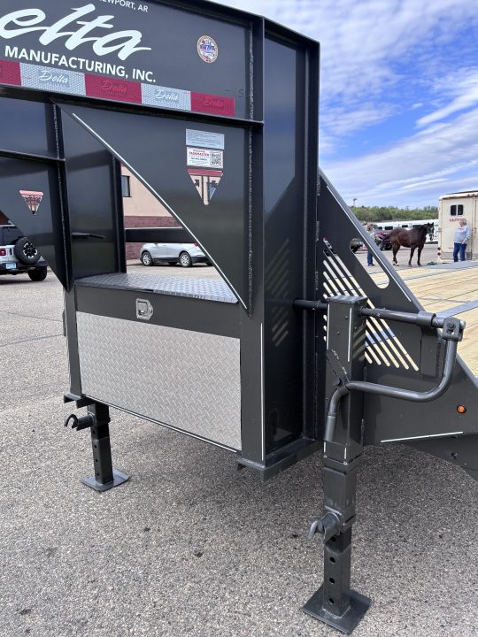 New 2026 Delta Mfg 27' +5' Gooseneck Flatbed Trailer