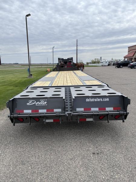 New 2026 Delta Mfg 27' +5' Gooseneck Flatbed Trailer