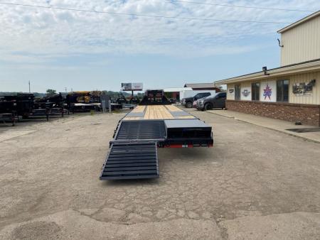 New 2026 Load Trail 102x36 Low-Pro 24k w/Max Ramps Gooseneck Bodies