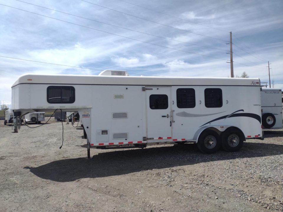 Used 2006 Kiefer Manufacturing Living Quarters 3 Horse Trailer