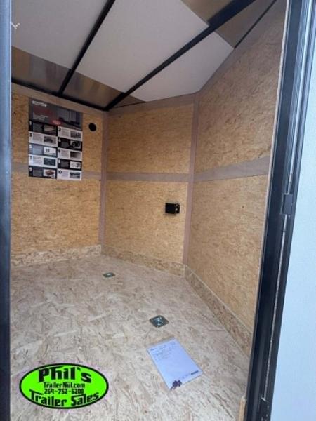 New 2026 Haulmark 8.5X20 Cargo / Enclosed Trailer PASSPORT DELUX UPGRADED 7' INTERIOR HEIGHT & 5200 LB DEXTER AXLES!