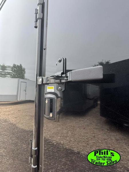 New 2026 Haulmark 8.5X20 Cargo / Enclosed Trailer PASSPORT DELUX 5200LB DEXTER AXLES & UPGRADED 7' INTERIOR HEIGHT!