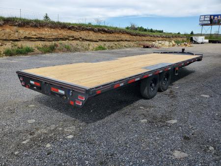 New 2026 Diamond C Trailers DEC207 / Straight Deck / 102"x24' /15500 GVWR