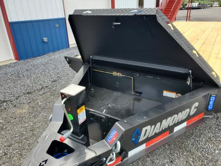 New 2026 Diamond C Trailers DEC207 / Straight Deck / 102"x24' /15500 GVWR