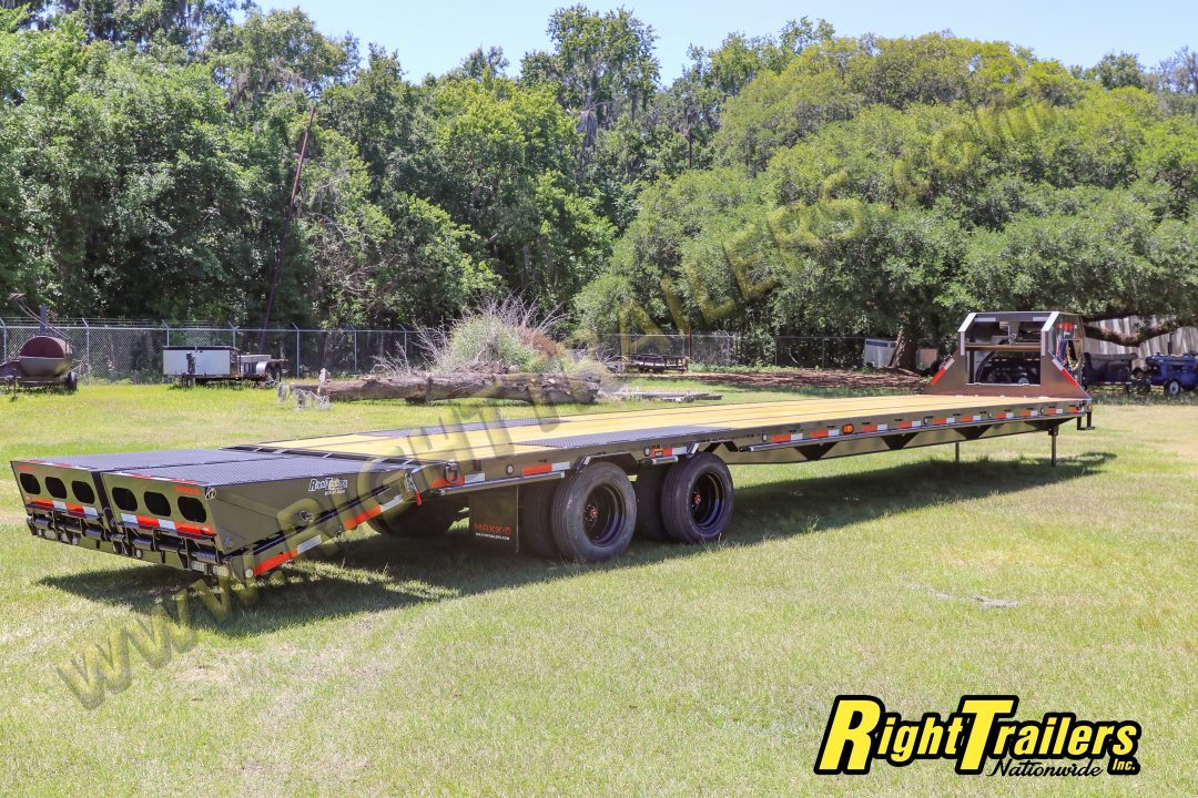 New 2027 8.5X40 MAXX-D GOOSENECK EQUIPMENT TRAILER