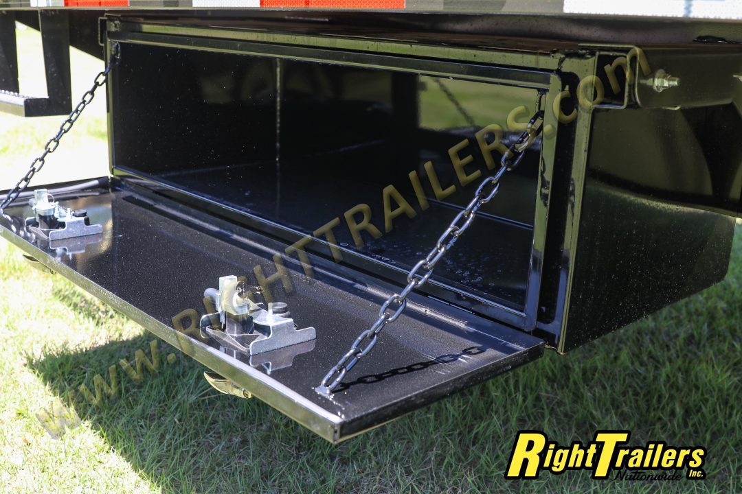 New 2027 8.5X40 MAXX-D GOOSENECK EQUIPMENT TRAILER