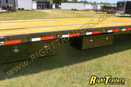 New 2027 8.5X40 MAXX-D GOOSENECK EQUIPMENT TRAILER