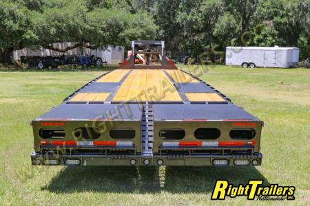 New 2027 8.5X40 MAXX-D GOOSENECK EQUIPMENT TRAILER