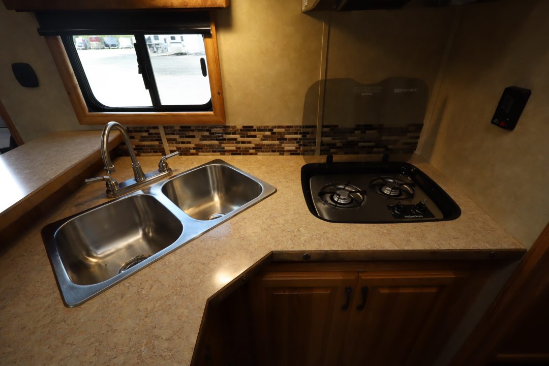 Used 2017 Bison Trailers 3 Horse LQ Trailer