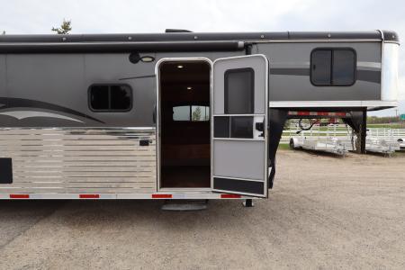 Used 2017 Bison Trailers 3 Horse LQ Trailer