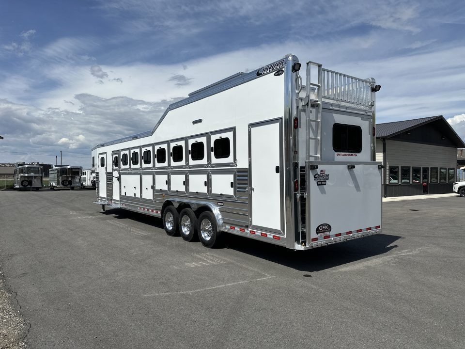 New 2027 Cimarron Norstar 8 Horse Trainer Trailer