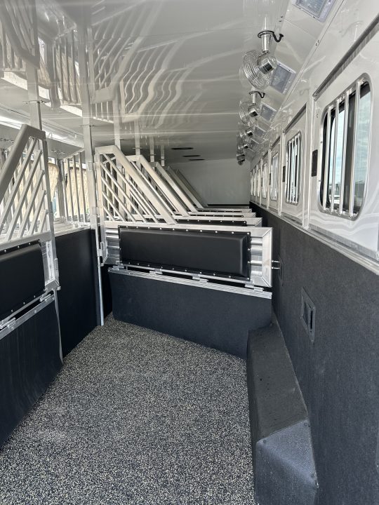 New 2027 Cimarron Norstar 8 Horse Trainer Trailer