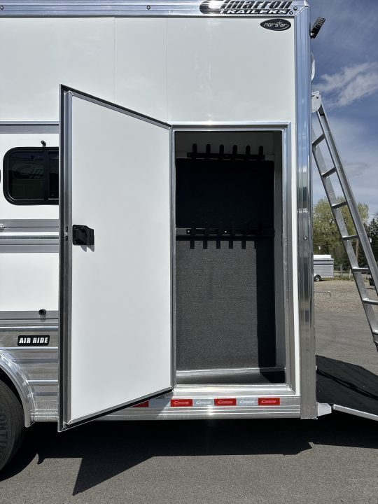New 2027 Cimarron Norstar 8 Horse Trainer Trailer