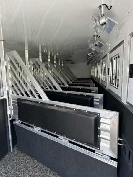 New 2027 Cimarron Norstar 8 Horse Trainer Trailer