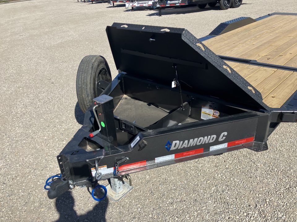 New 2026 Diamond C Trailers HDX 207 22X102 Tilt Trailer