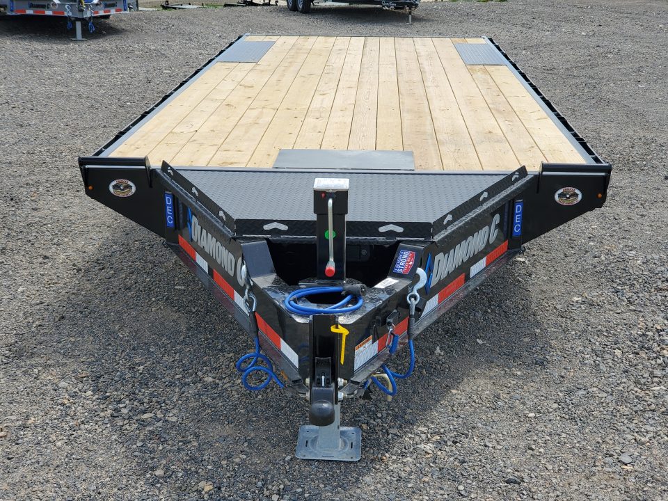 New 2026 Diamond C Trailers DEC207 / 102"X24' / 15500 GVWR