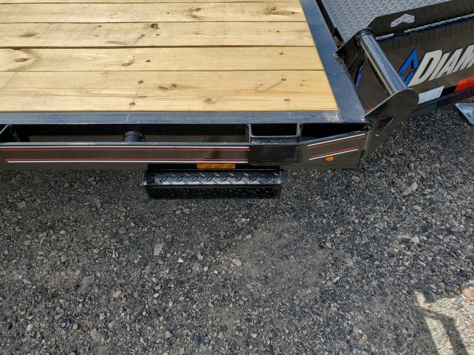 New 2026 Diamond C Trailers DEC207 / 102"X24' / 15500 GVWR