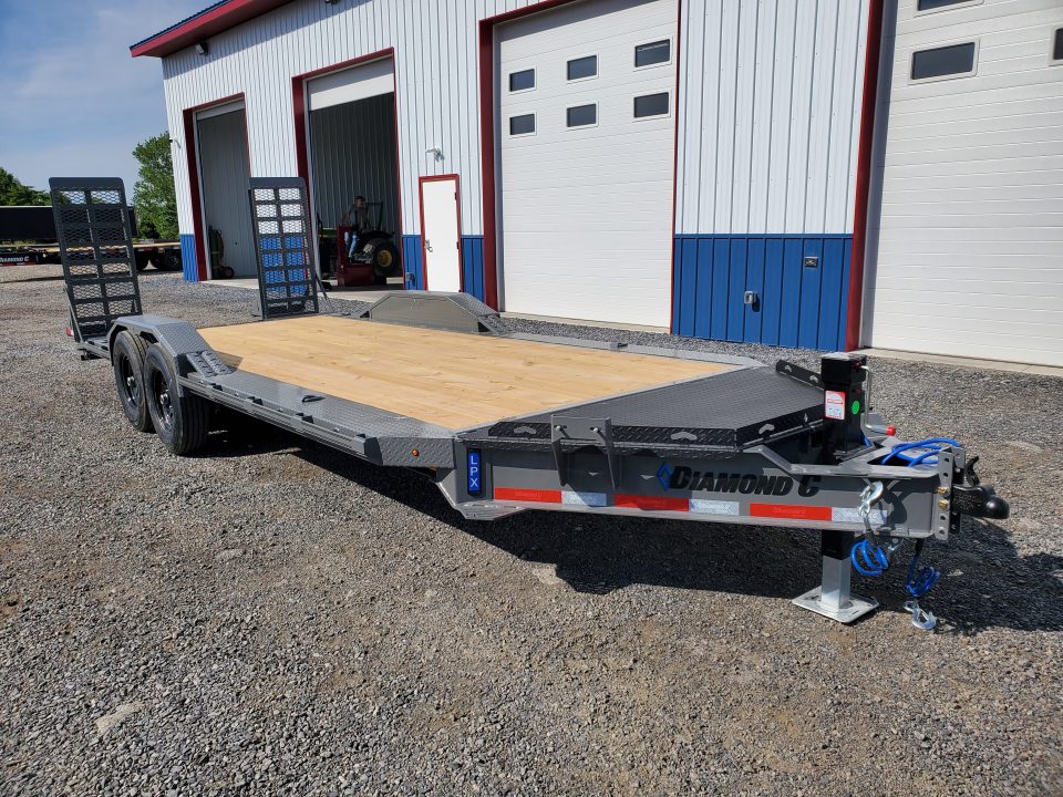 New 2026 Diamond C Trailers LPX207 / 102"X20' / 15500 GVWR