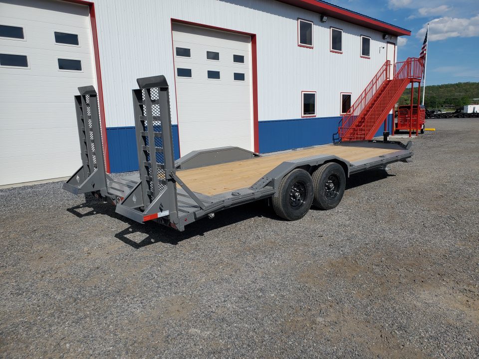 New 2026 Diamond C Trailers LPX207 / 102"X20' / 15500 GVWR
