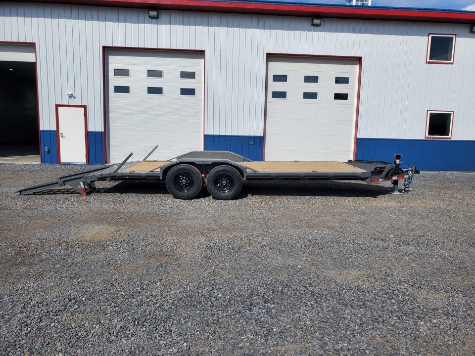 New 2026 Diamond C Trailers LPX207 / 102"X20' / 15500 GVWR