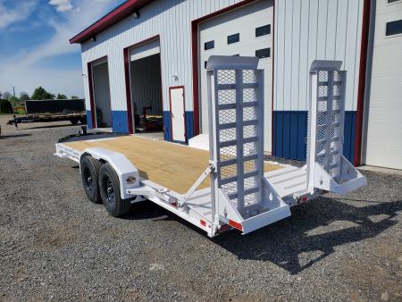 New 2026 Diamond C Trailers LPX207 / 82 X20' / 15500 GVWR