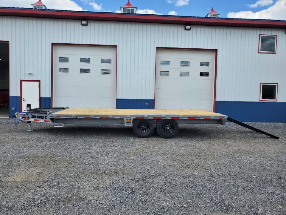 New 2026 Diamond C Trailers DEC207 / 102"X20' / 15500 GVWR