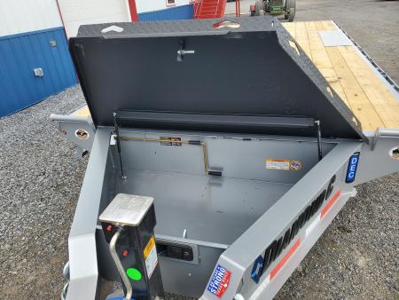 New 2026 Diamond C Trailers DEC207 / 102"X20' / 15500 GVWR