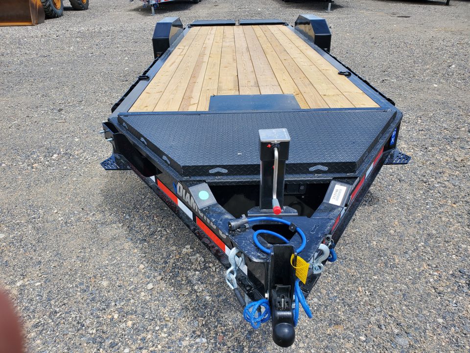 New 2026 Diamond C Trailers LPX207 / 82"X22'/ 15500 GVWR