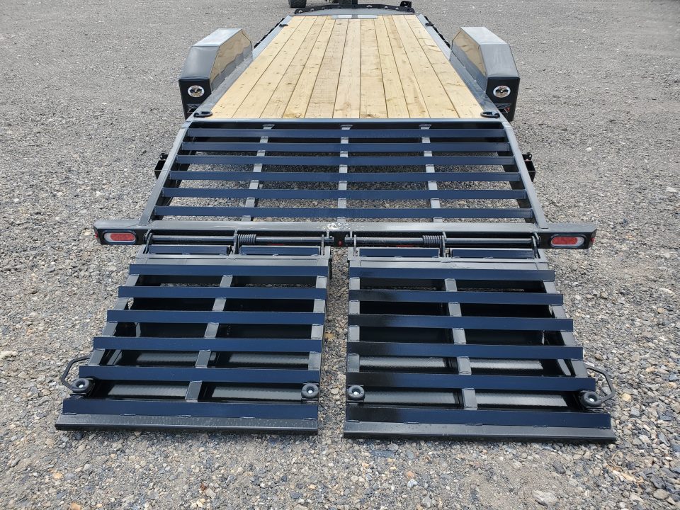 New 2026 Diamond C Trailers LPX207 / 82"X22'/ 15500 GVWR