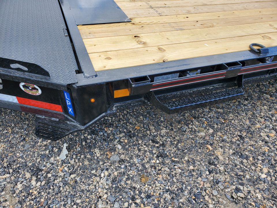 New 2026 Diamond C Trailers LPX207 / 82"X22'/ 15500 GVWR