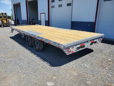 New 2026 Diamond C Trailers DEC207 / 102"X20' / 15500 GVWR