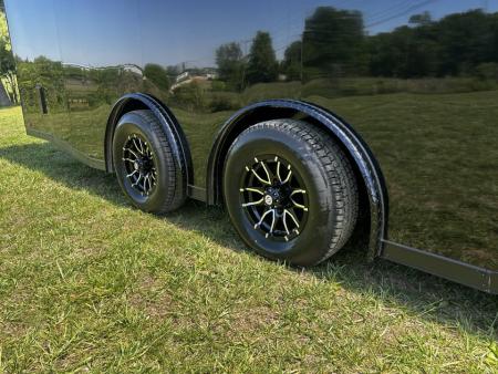 New 2026 Luxe 8.5x24 Race Trailer - Finished Interior- 5200LB Torsion - Full Escape Door-Removable Fender