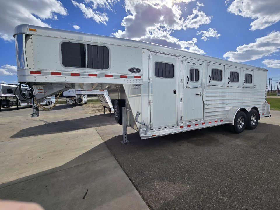 New 2026 Elite Mustang 4 Horse Trailer