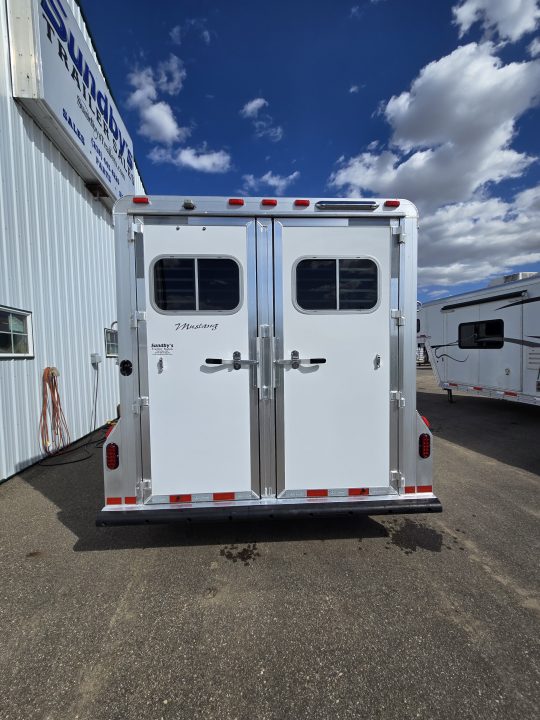 New 2026 Elite Mustang 4 Horse Trailer