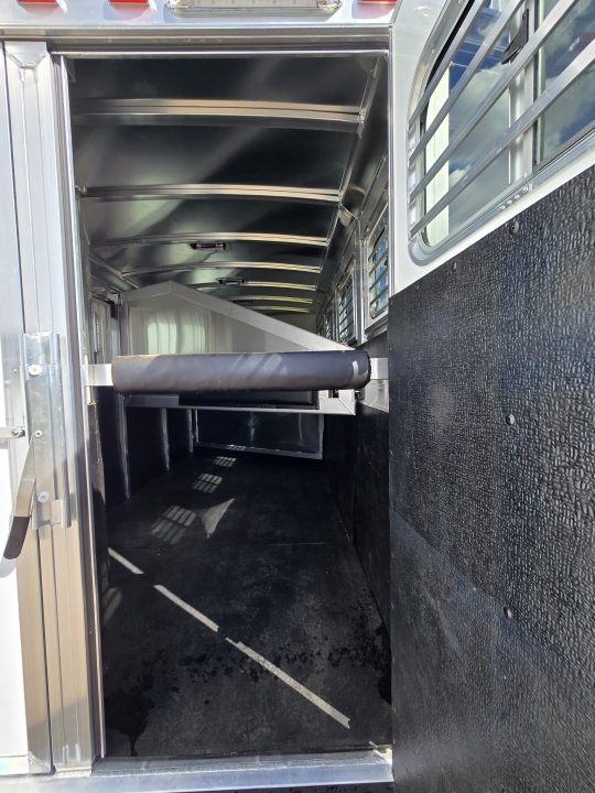 New 2026 Elite Mustang 4 Horse Trailer