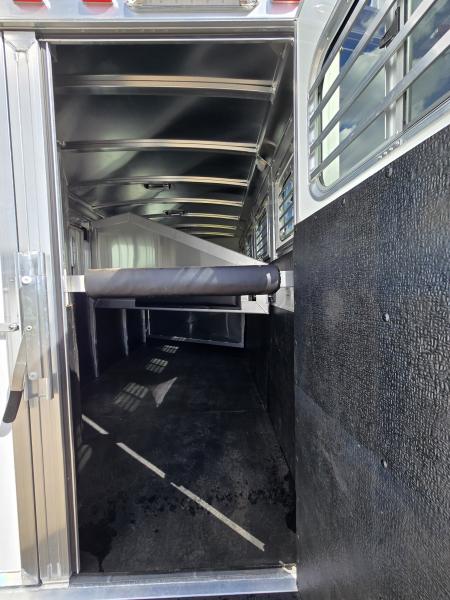 New 2026 Elite Mustang 4 Horse Trailer