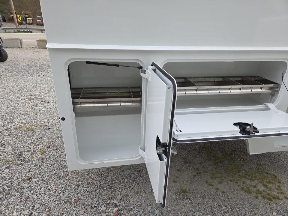 New Dura Mag Truck Bodies S-Series Aluminum Canopy Service Body 8' SRW 63"