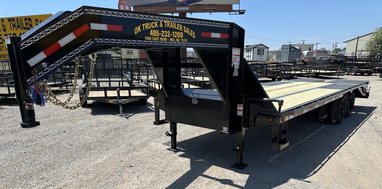 New 2026 East Texas Trailers 25' Tandem Dual Gooseneck Pierce Frame Macho Dove Tail Equipment Trailer