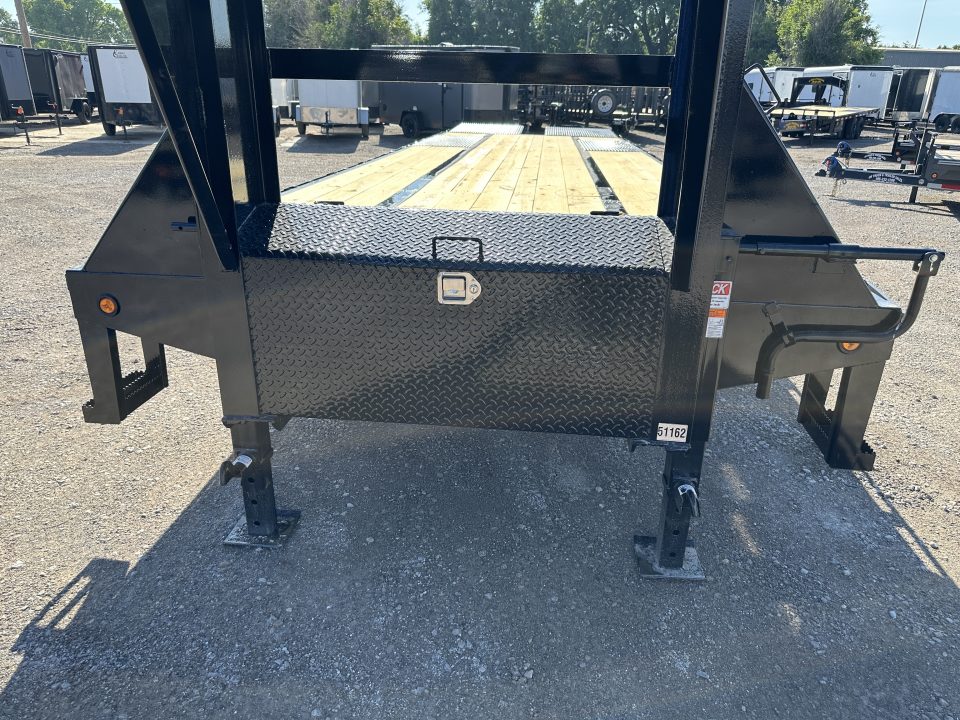 New 2026 East Texas Trailers 32' Tandem Dual Gooseneck Pierce Frame Macho Dove Tail Equipment Trailer