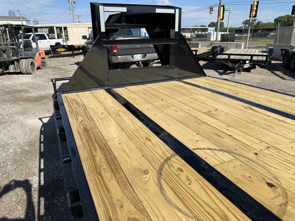 New 2026 East Texas Trailers 32' Tandem Dual Gooseneck Pierce Frame Macho Dove Tail Equipment Trailer