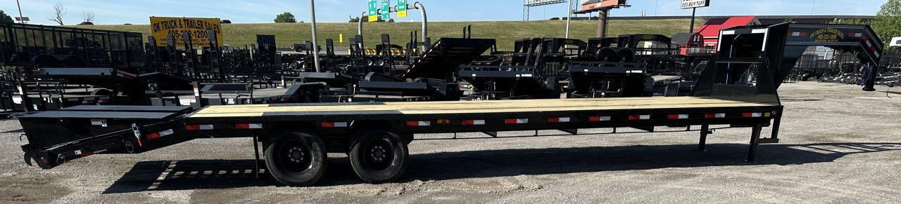 New 2026 East Texas Trailers 32' Tandem Dual Gooseneck Pierce Frame Macho Dove Tail Equipment Trailer