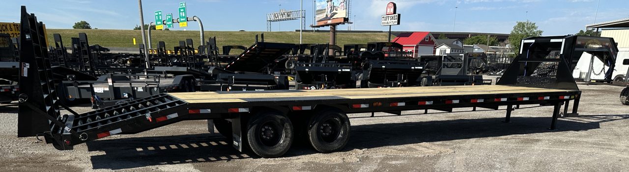 New 2026 East Texas Trailers 32' Tandem Dual Gooseneck Pierce Frame Macho Dove Tail Equipment Trailer