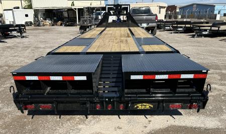 New 2026 East Texas Trailers 32' Tandem Dual Gooseneck Pierce Frame Macho Dove Tail Equipment Trailer