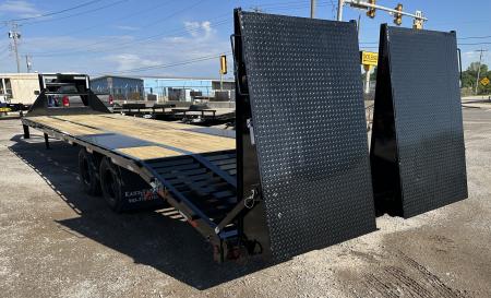New 2026 East Texas Trailers 32' Tandem Dual Gooseneck Pierce Frame Macho Dove Tail Equipment Trailer
