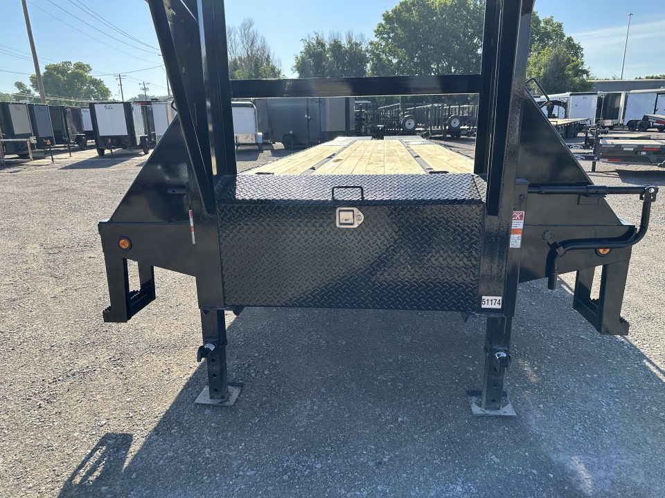 New 2026 East Texas Trailers 40' Tandem Dual Gooseneck Pierce Frame Macho Dove Tail Equipment Trailer