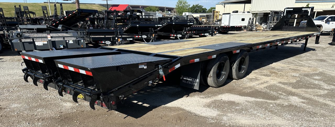 New 2026 East Texas Trailers 40' Tandem Dual Gooseneck Pierce Frame Macho Dove Tail Equipment Trailer