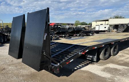 New 2026 East Texas Trailers 40' Tandem Dual Gooseneck Pierce Frame Macho Dove Tail Equipment Trailer