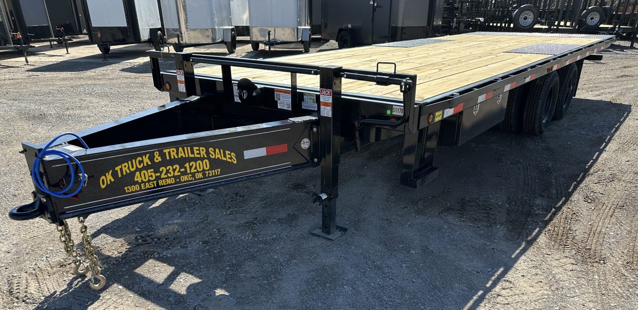 New 2026 East Texas Trailers 25' Tandem Dual Gooseneck Full Tilt Equipment Trailer
