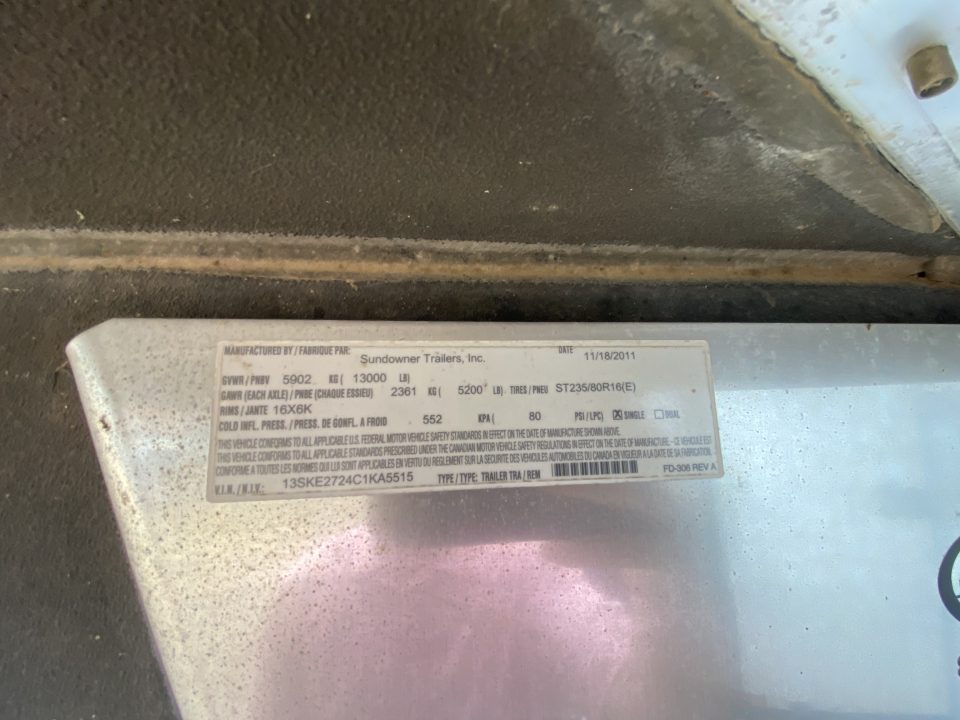 Used 2012 Sundowner 3 H GN Horse Trailer