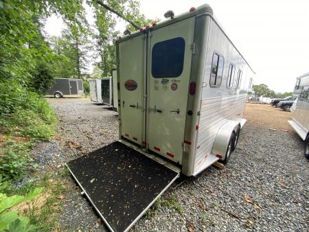 Used 2012 Sundowner 3 H GN Horse Trailer